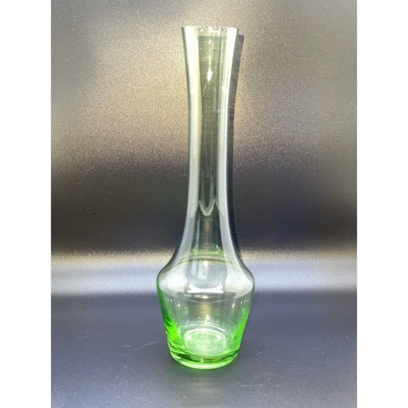 Bright Green Depression Style Glass‎ Bud Vase - Picture 2 of 4